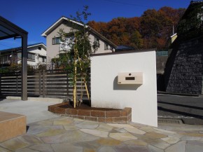 Dea's Garden製品で統一した門柱　～八王子市片倉町～３