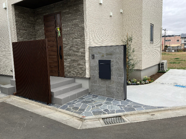 機能性重視・こだわりデザイン・シンプルな門周り　～昭島市～