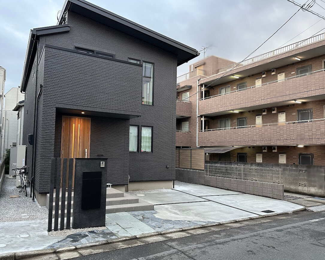 門周りにこだわったエクステリア空間　～立川市～